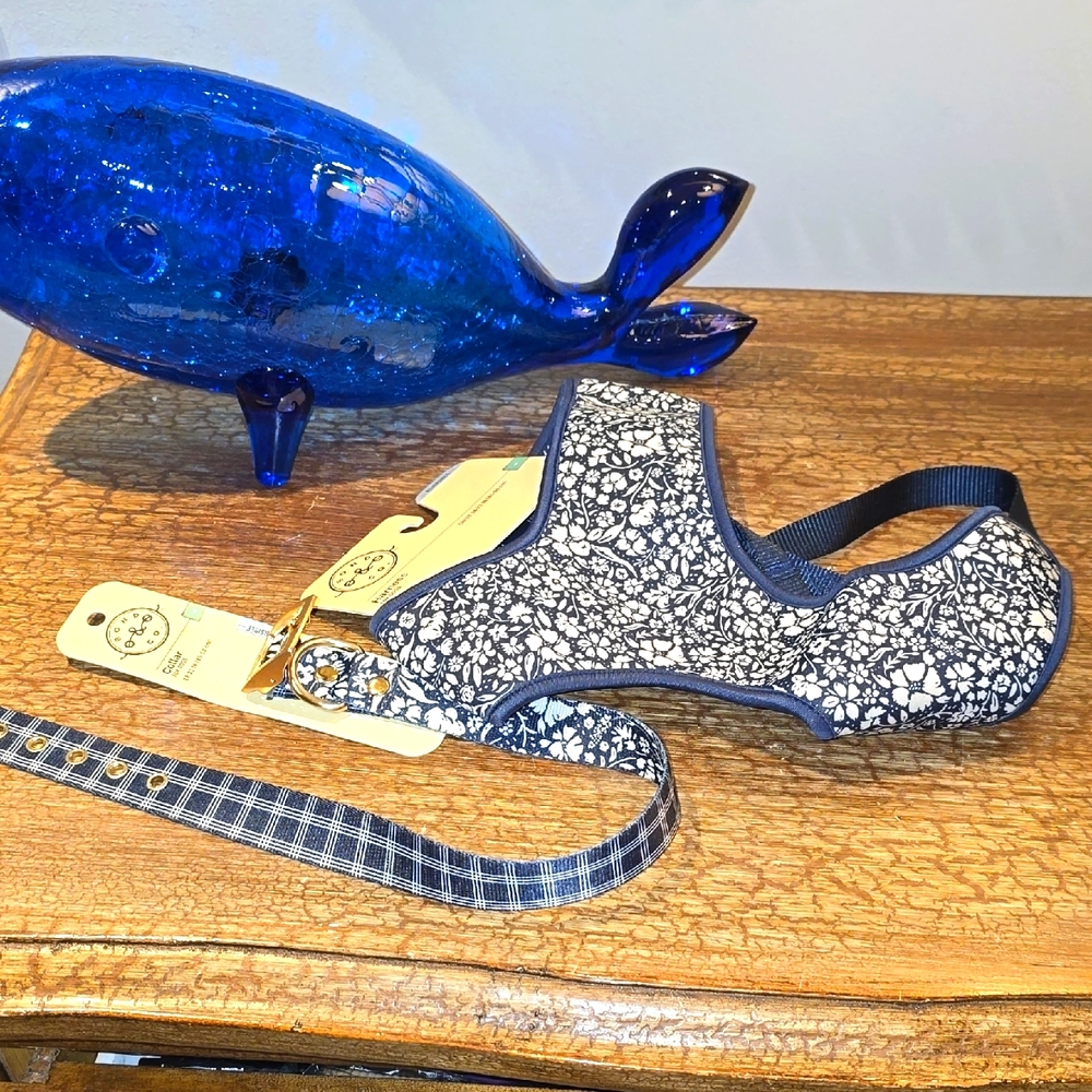 Bond & Co Navy and White Dog Harness and Leash Set